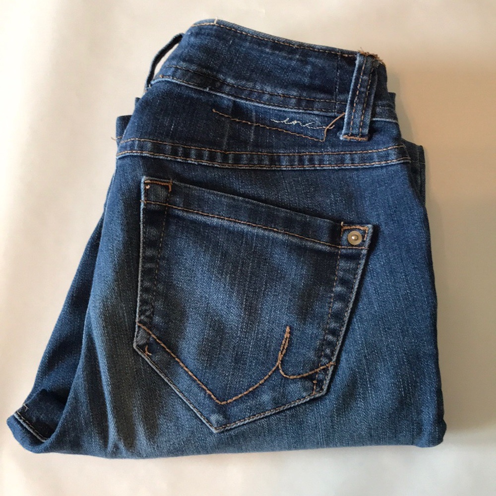 Womens Inc. Skinny Leg Curvy Fit Medium Wash Jeans